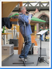Rieslingspatz Norbert Herold - ein toller Entertainer! Rieslingspatz Norbert Herold - ein toller Entertainer!