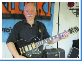 Gartenanlage Halle Dieselstraße: Spielbereit! Gartenanlage Halle Dieselstraße: Spielbereit!