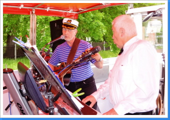 Schräge Blicke Schräge Blicke